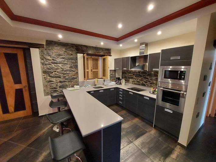 Location de vacances pour 8 personnes, avec vue ainsi que piscine et jardin à Santana - 2