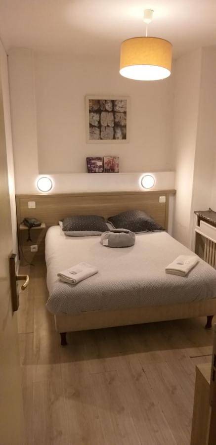 Hôtel pour 3 personnes, avec balcon, animaux acceptés à Calais - 4