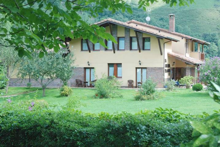 Casa rural para 8 personas, con vistas y jardín en Cangas de Onís - 4