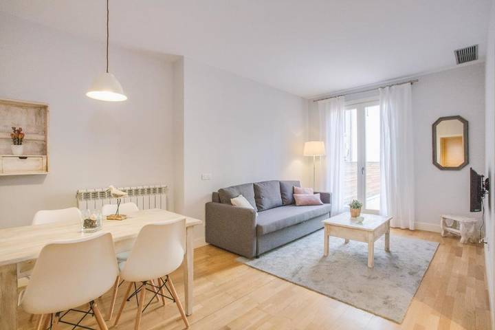 Apartamento para 6 personas, con balcón en Gerona
