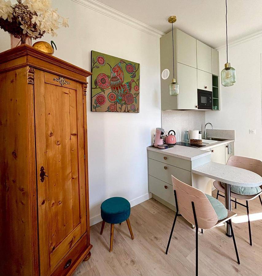 Appartement entier, Studio Rose-Jasmin 15 minutes plage in Arcachon, Région d'Arcachon