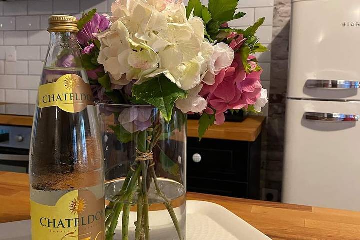 Location de vacances pour 5 personnes, avec balcon à Châteldon