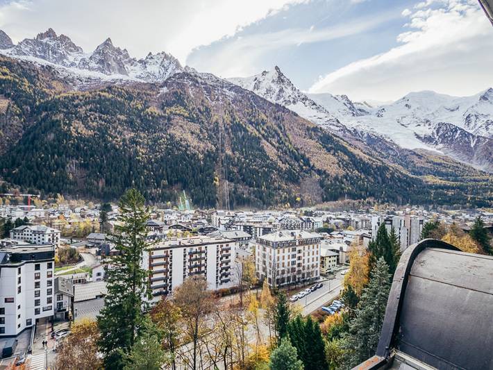 Entire apartment, Bright apartment for 5, Chamonix center, parking included in Brevent-Flegere, Chamonix-Mont-Blanc