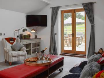 Holiday Rental for 8 People in Flintshire, North-Wales, Photo 3
