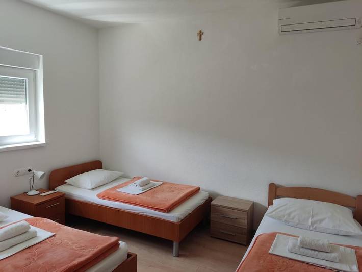Maison d’hôte pour 2 personnes, avec vue ainsi que jardin et terrasse dans Međugorje - 4