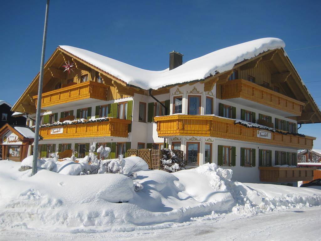 Ganze Ferienwohnung, Ferienwohnung Nymphenburg, 2 Schlafzimmer, Du/Wc in Nesselwang, Bayerisch Schwaben