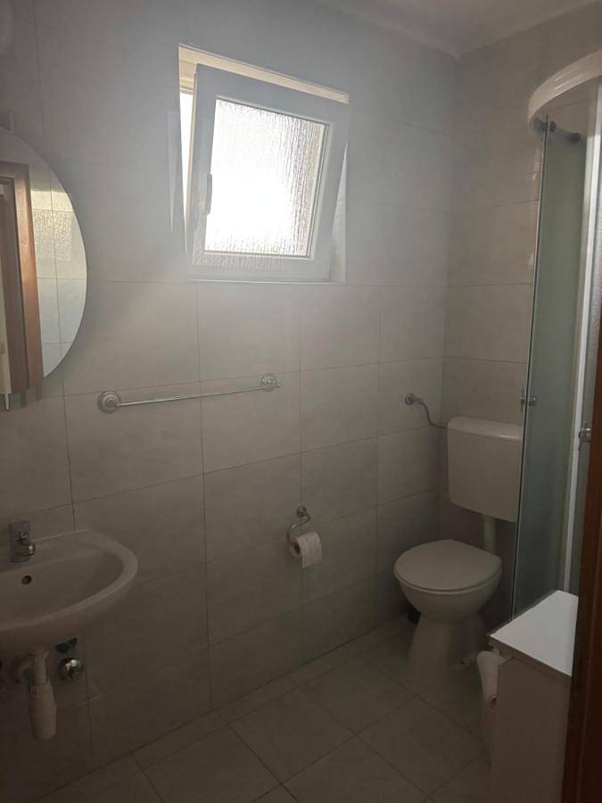 Chambre d’hôte pour 2 personnes, avec jardin et balcon dans Međugorje - 4