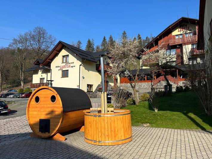 Chambre d’hôte pour 16 personnes, avec sauna et piscine ainsi que vue et jardin, animaux acceptés dans Silésie - 2