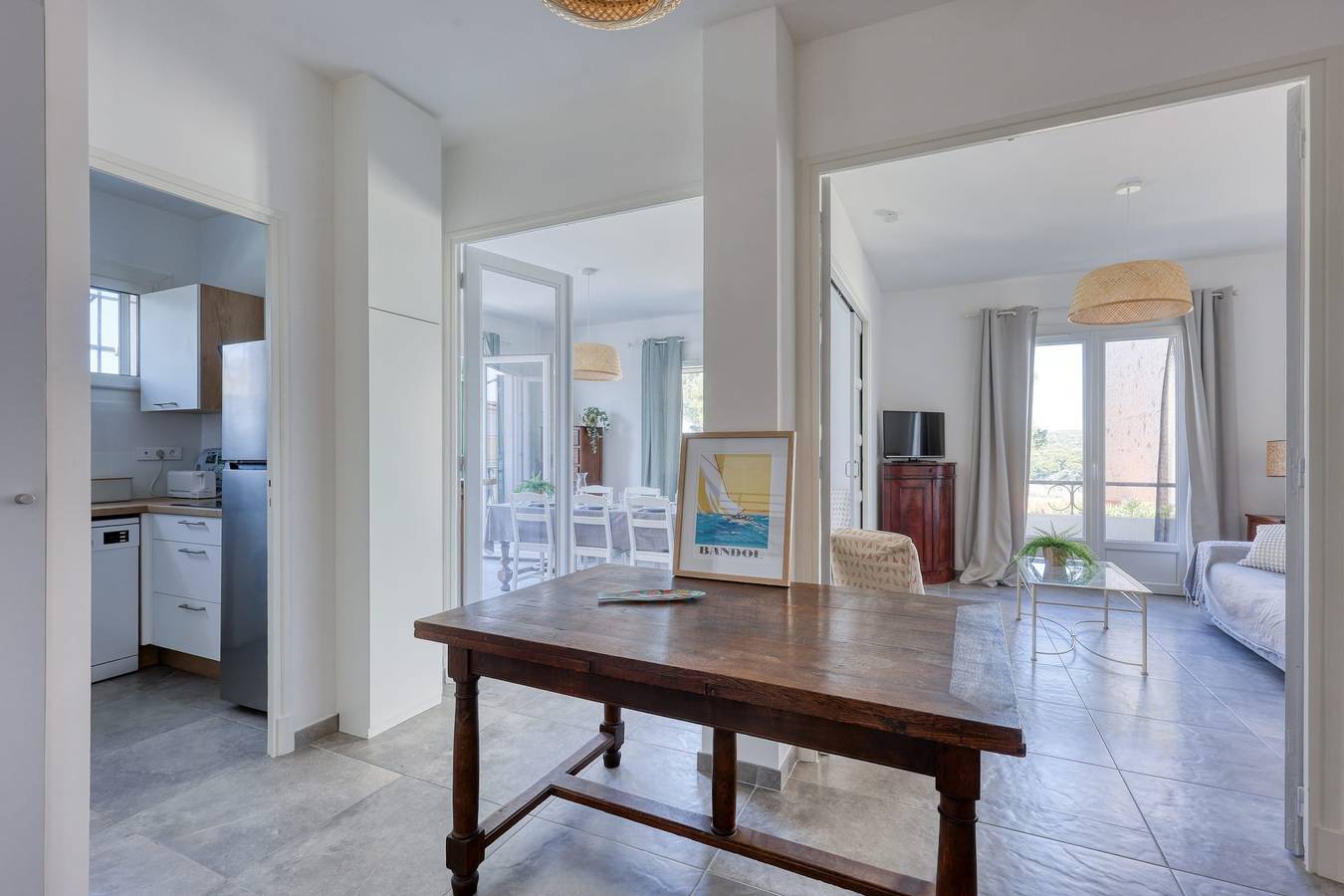 Appartement entier, Appartement Berry, vue mer - Welkeys in Bandol, Côte méditerranéenne (France)