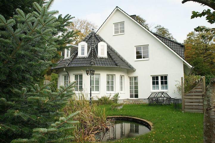 Ferienwohnung für 4 Personen, mit Terrasse und Garten sowie Sauna