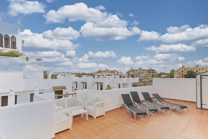 Entire apartment, Penthouse Luny in La Resina, Estepona