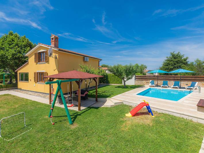 Ferienhaus für 6 Personen in Sveti Petar u Šumi