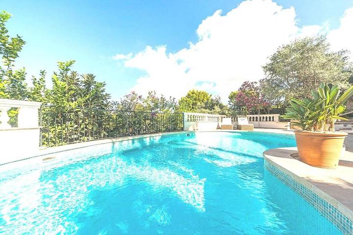 Ferienhaus für 10 Personen, mit Pool in Santa Ponsa