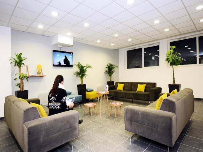 Gîte pour 4 personnes, avec sauna et piscine, adapté aux familles dans Office De Tourisme D Auris En Oisans