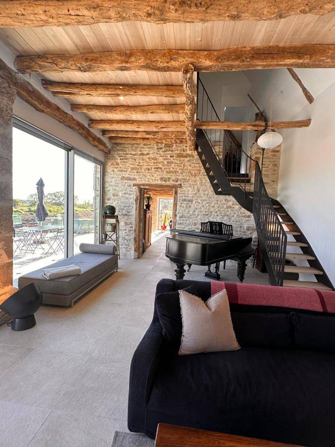 Location de vacances pour 4 personnes, avec jardin ainsi que piscine et vue à Saint-Martin-Labouval - 2