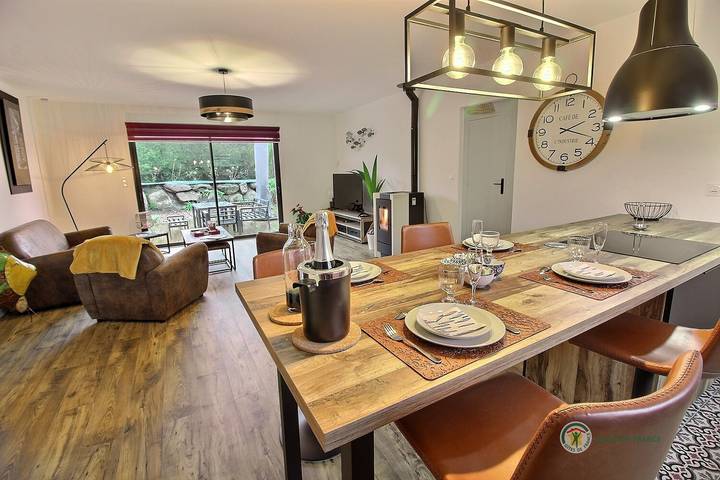 Gîte pour 4 personnes, avec terrasse et jardin à Pleumeur-Bodou - 4