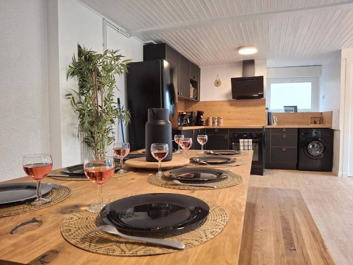 Location de vacances pour 8 personnes, avec vue à Aiguilhe