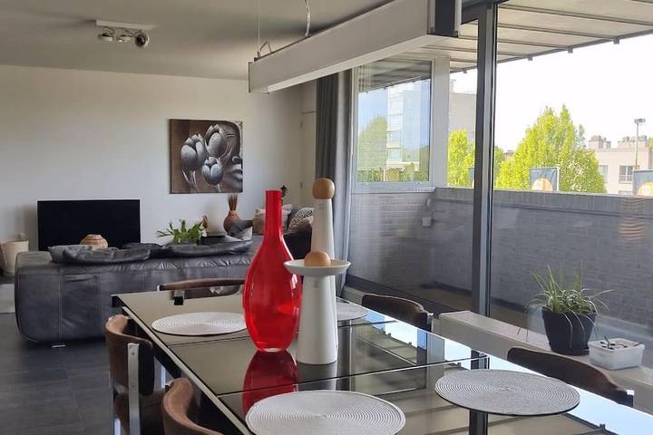 Loft voor 4 personen, met balkon in Antwerpen