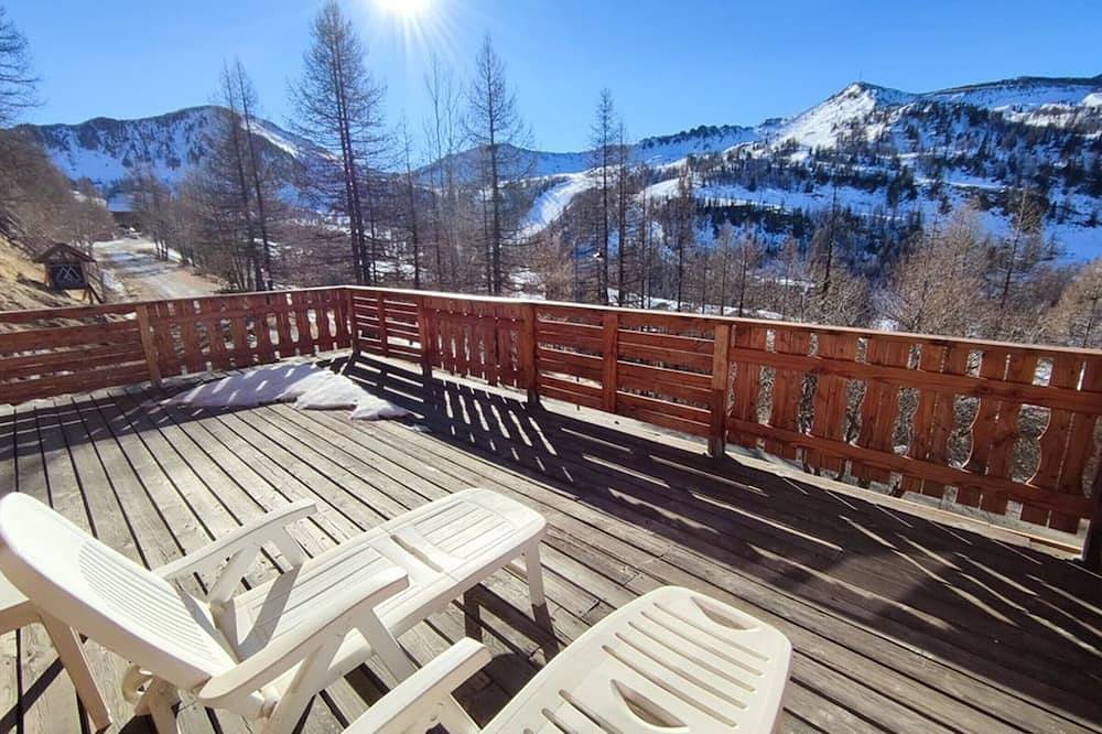 Appartement entier, Charmant 2 pièces, terrasse sud, départ skis aux pieds, parking couvert, à 5 min des remontées in Isola 2000, Isola