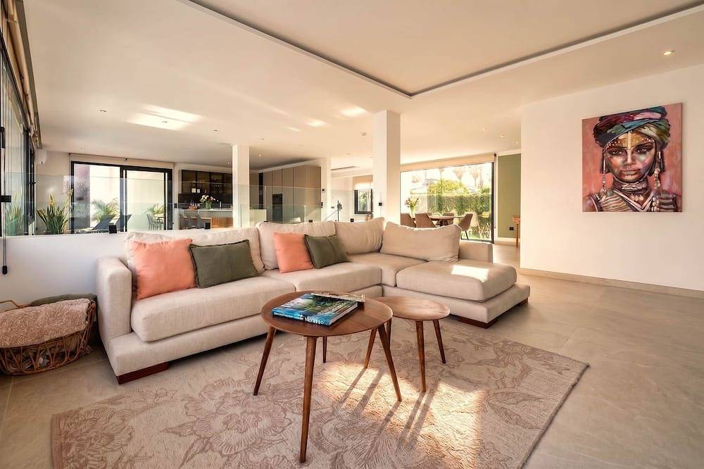 Neu: Villa Brisamar mit Meerblick und beheiztem Pool in El Durazno, Puerto de la Cruz