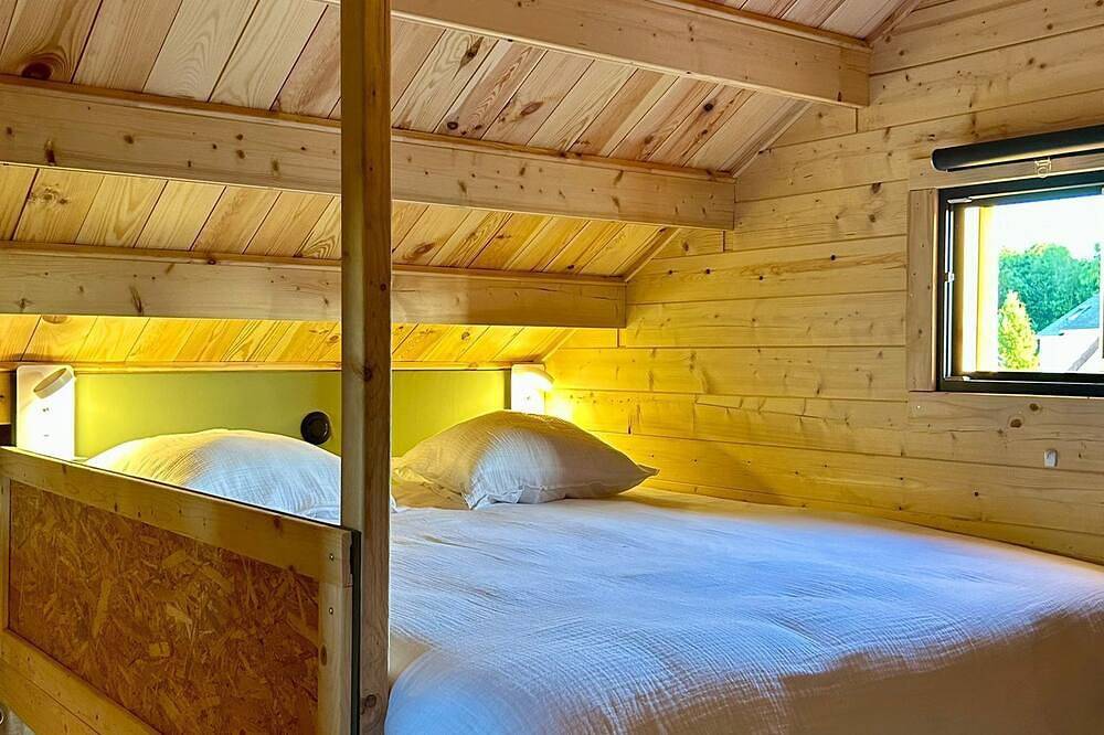 Evasion cosy dans un petit chalet 🏠 avec jacuzzi extérieur ! in Eslettes, Région de Rouen