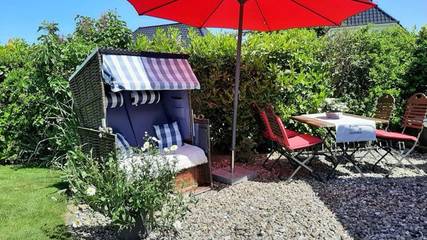 Ferienwohnung für 4 Personen, mit Ausblick und Garten in Elmenhorst-Lichtenhagen