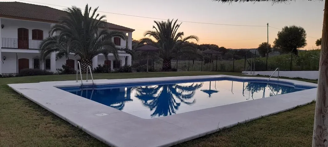 Appartement de vacances pour 6 personnes, avec terrasse ainsi que jardin et piscine - 1