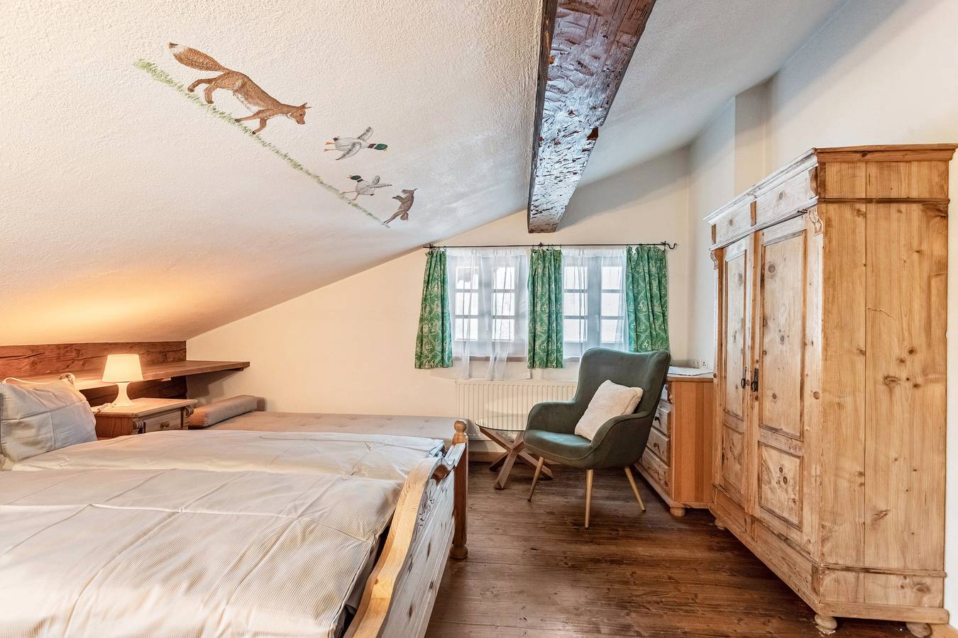 Geheel appartement, Kamer 'Fuchswirt 02 - Doppelzimmer' met uitzicht op de bergen, gedeelde tuin en Wifi in Kelchsau, Hopfgarten im Brixental