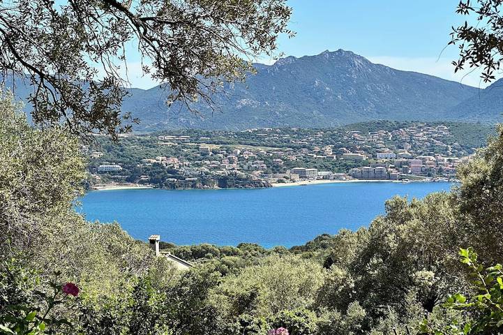 Maison de vacances pour 6 personnes, avec Terrasse et Jardin à Olmeto