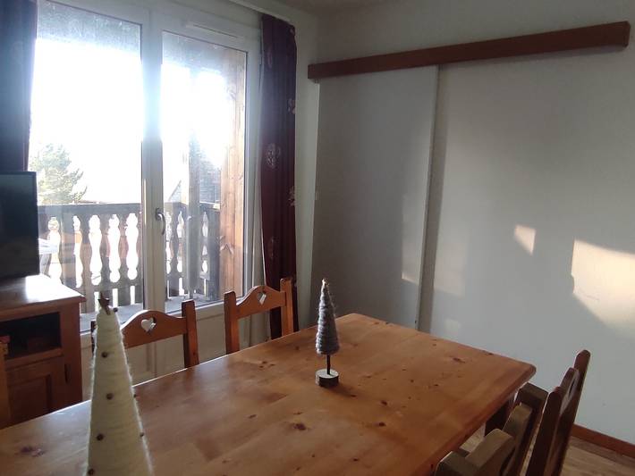 Appartement entier, Appartement 5 Pers. avec Piscine à Super-Besse in Super Besse, Besse-et-Saint-Anastaise