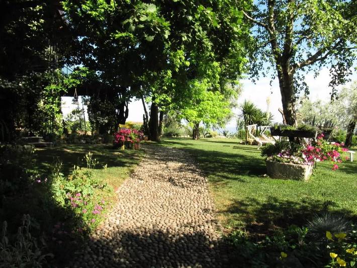 Gîte pour 6 personnes, avec jardin dans Castello (Puegnago sul Garda) - 4