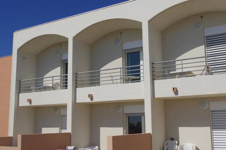 Location de vacances pour 4 personnes, avec jardin, animaux acceptés dans Plage Des Pesquiers Hyeres - 4