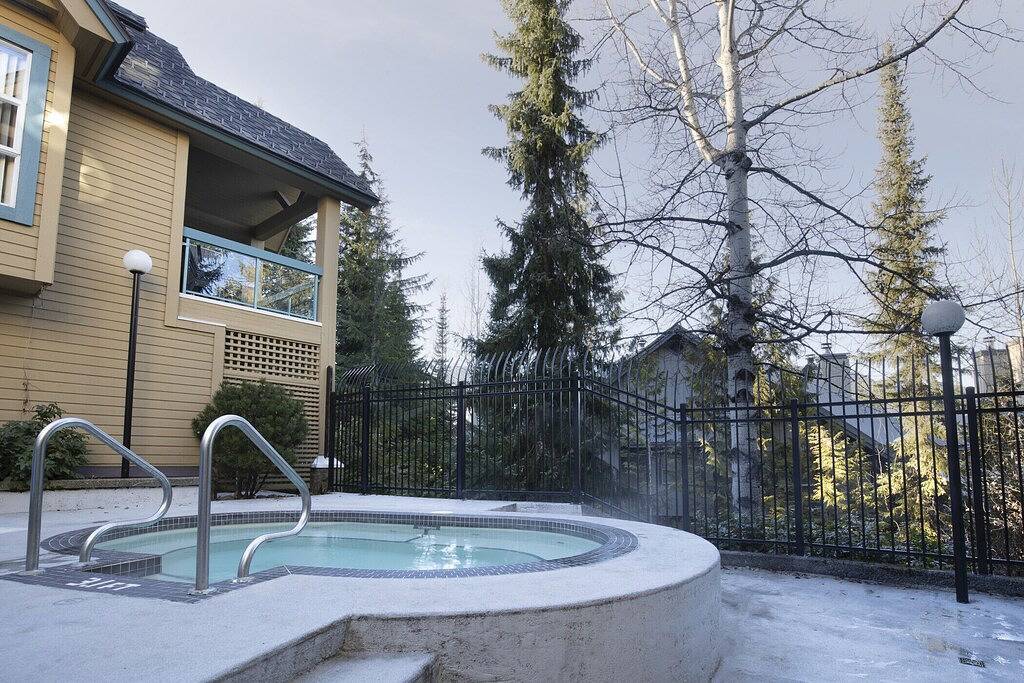 Ganze Wohnung, The Blackcomb Lookout -4Bd/3Ba Slopeside Lodge in Whistler, Whistler Blackcomb