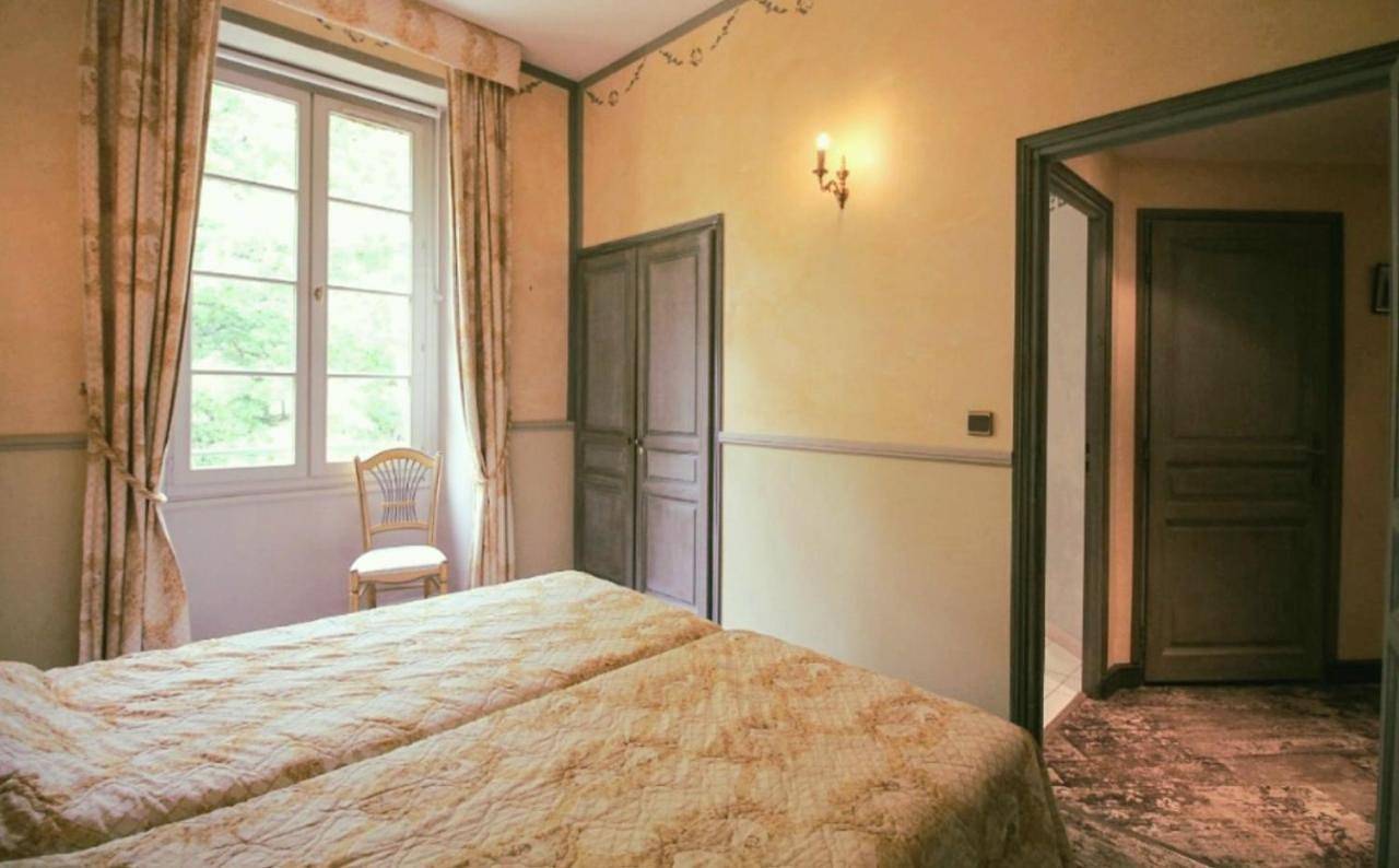 Appartement entier, One-Bedroom Apartment in Montbrun-les-Bains, Région de nyons