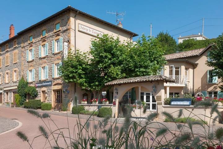 Hôtel pour 4 personnes, avec sauna ainsi que jardin et jacuzzi à Vaux-en-Beaujolais - 3