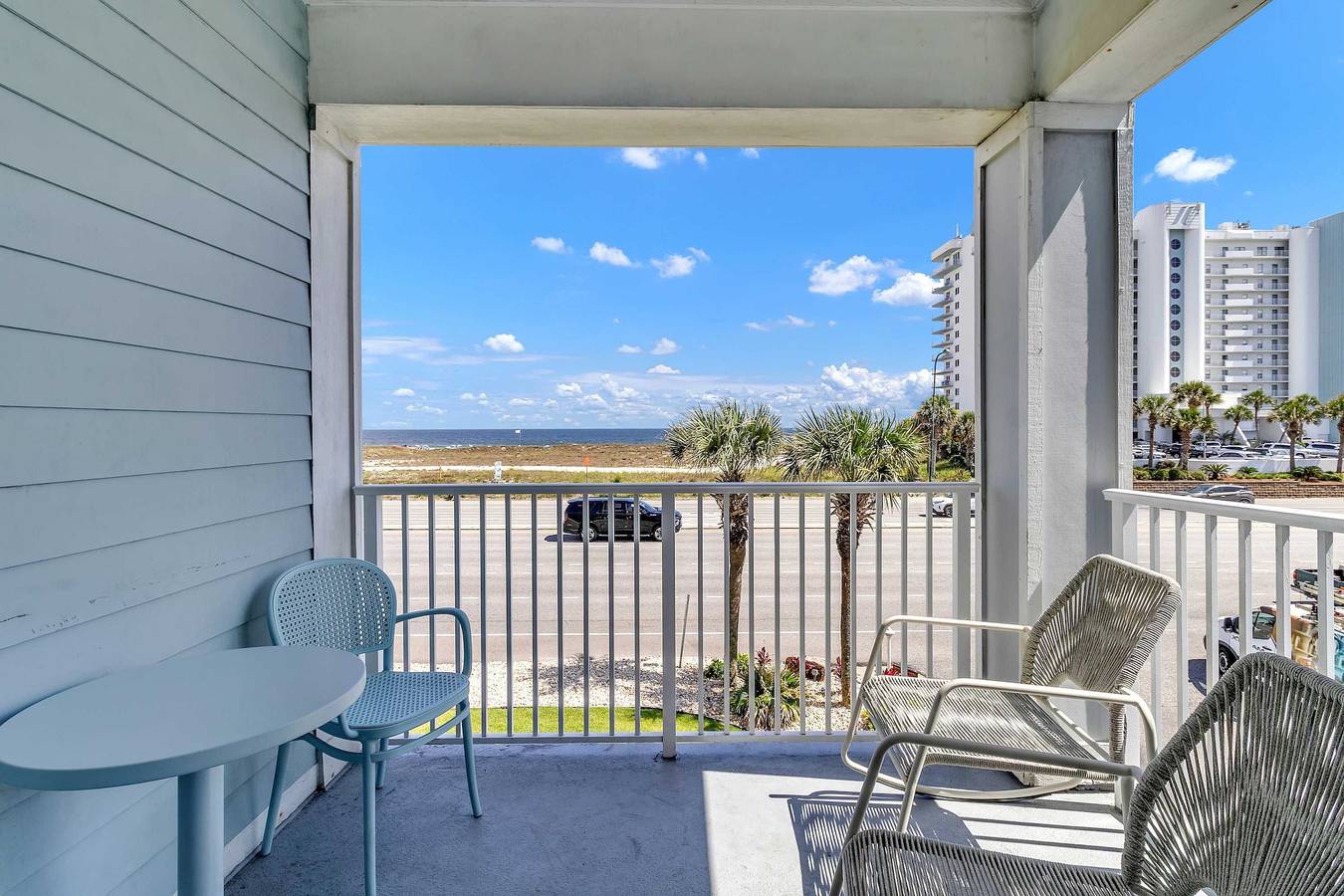 Ganze Wohnung, Grand Caribbean 201- Beach bay view 1 Br w bunk in Orange Beach, Baldwin County