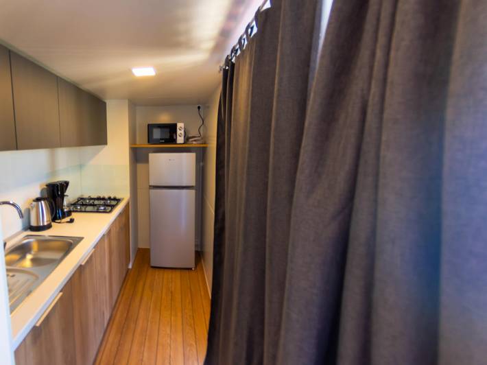 Camping pour 6 personnes, avec terrasse et piscine, animaux acceptés à Klenovica - 4