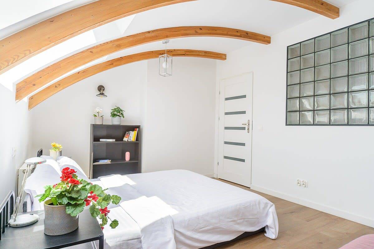 Apartamento entero, Lumina 2-level apart near Paåac Kultury in Varsovia Śródmieście, Varsovia