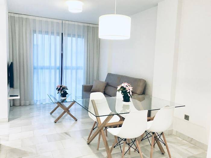 Apartamento vacacional entero, Espacioso y moderno con parking gratuito en pleno centro 7 in Centro-Sagrario, Granada
