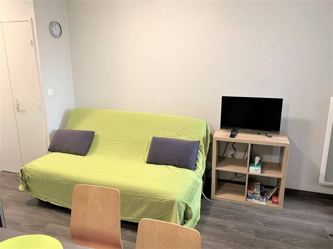Appartement entier, Appartement rénové, bien équipé à 500m de la plage de Trestrignel et du centre-ville de Perros-Guirec in Perros-Guirec, Côte de Granit Rose
