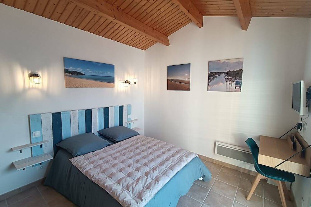 Chambre d'hôte - La Barjuline-Le Studio 4 personnes avec piscine partagée in La Brée-les-Bains, Côte de Beauté
