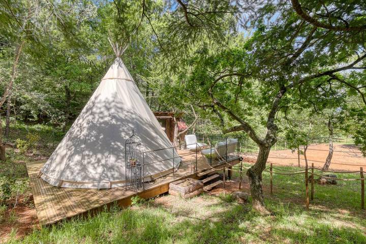 Tente pour 4 personnes, avec vue ainsi que jardin et terrasse dans le Vaucluse - 4