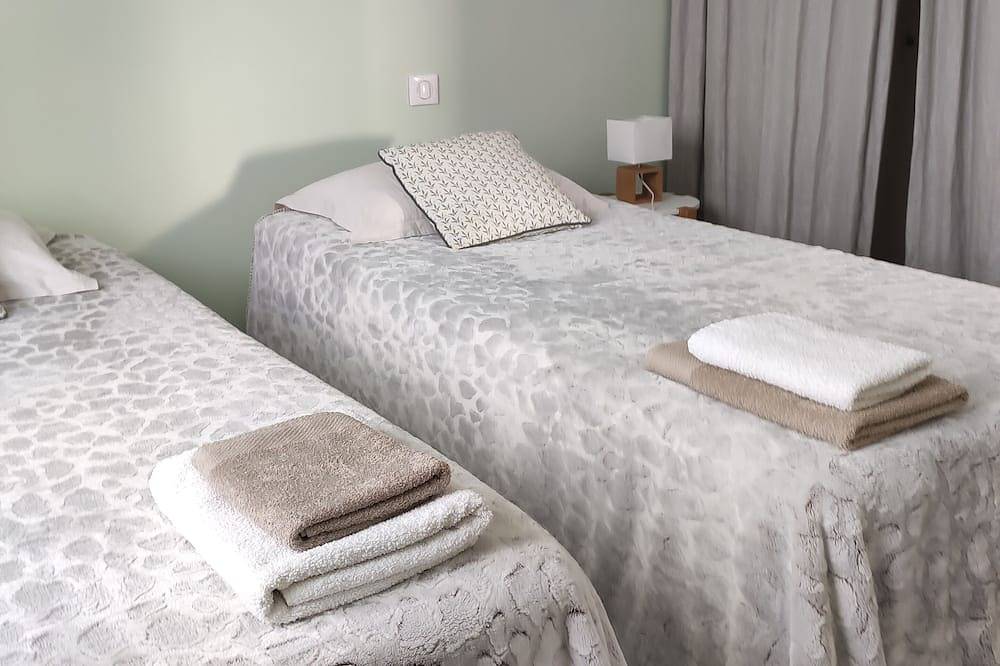 Ganze Wohnung, Wohnung 83 m2, 3 Schlafzimmer, Meerblick in Cassis, Nationalpark Calanques