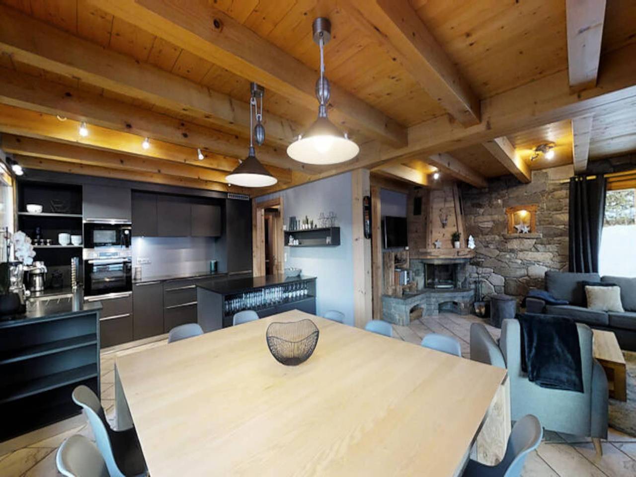 Ganze Wohnung, 6 Zimmer für 11 Personen in Le Grand-Bornand, Annecy und Umgebung