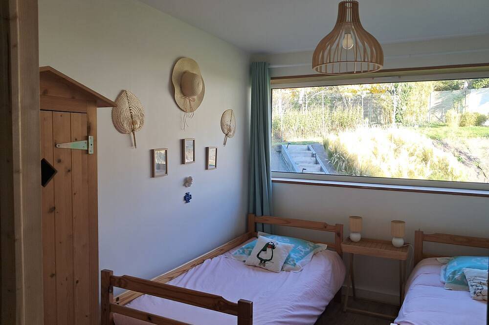 Maison Calme au Bord de la mer in Carantec, Ceinture Dorée
