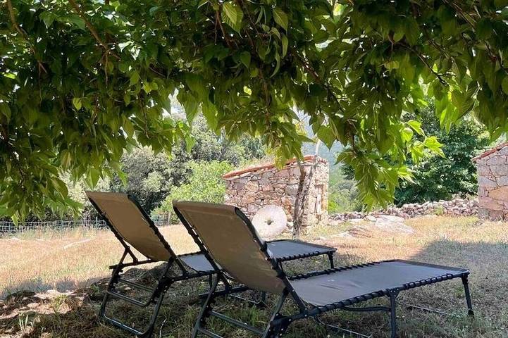 Gîte pour 2 personnes, avec jardin à Granace - 3