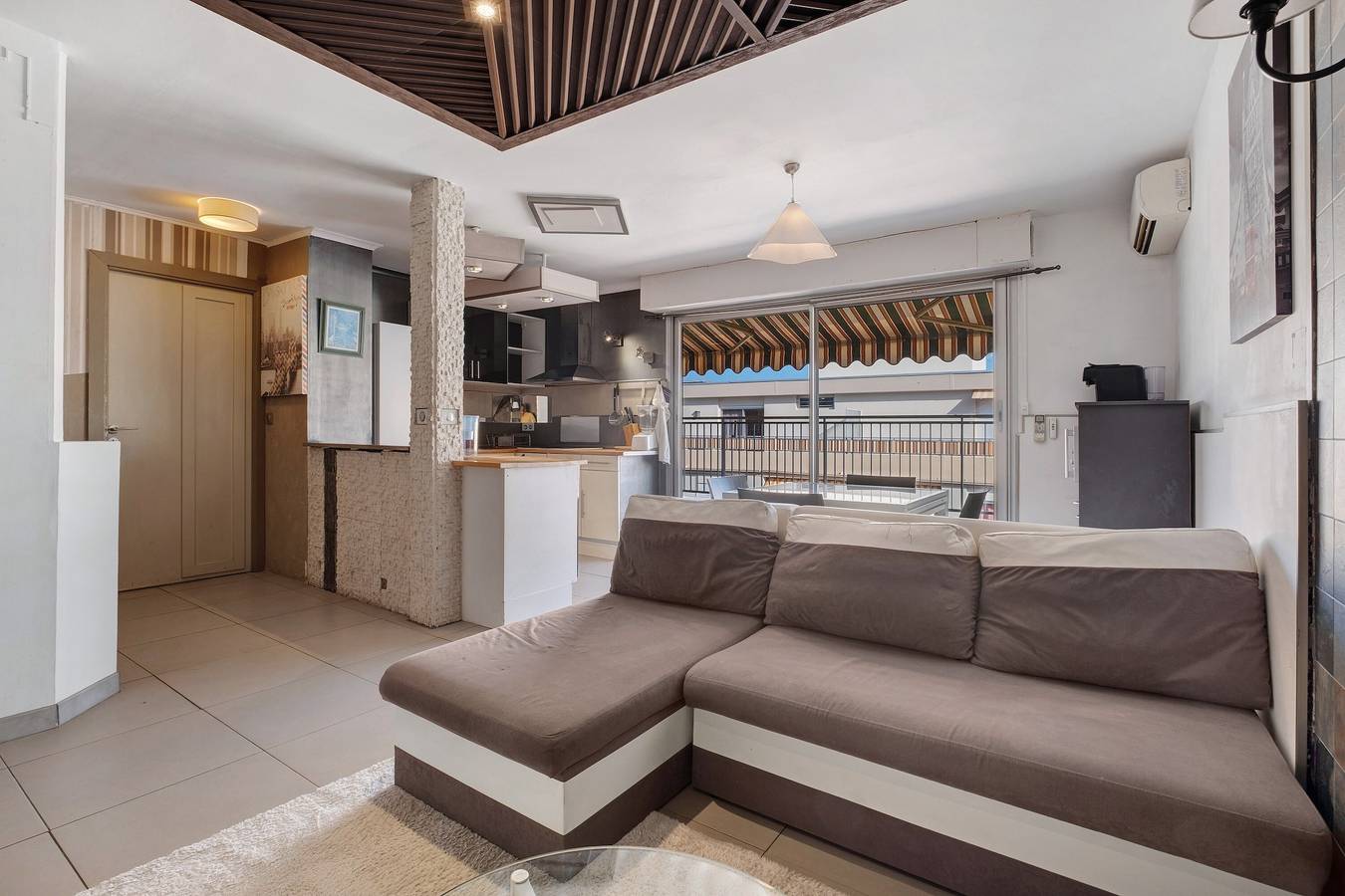 Appartement entier, Appartement « Le Maera » avec balcon, Wi-Fi et climatisation in Golfe-Juan, Vallauris