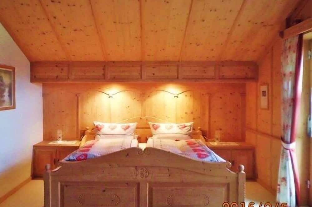 Ganze Wohnung, Ferienwohnung- 3 Personen, 58qm, 1 Schlafzimmer, Balkon, Tv in Anger, Bayerische Alpen