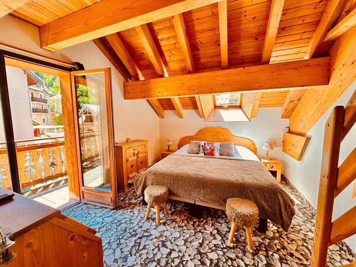 Hôtel pour 2 personnes, avec sauna ainsi que terrasse et jacuzzi
