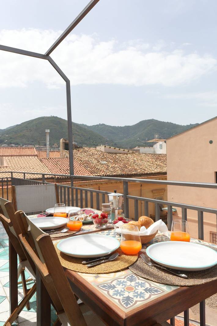 Gîte pour 6 personnes, avec terrasse à Cefalù - 2